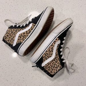 Girls Vans Filmore Hightop Sneaker